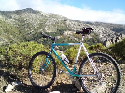 Plan en familia tiro con arco y BTT en El Escorial