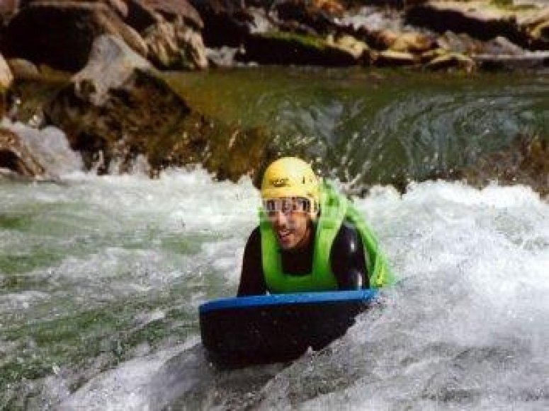 Desciende aguas bravas Desciende aguas bravas