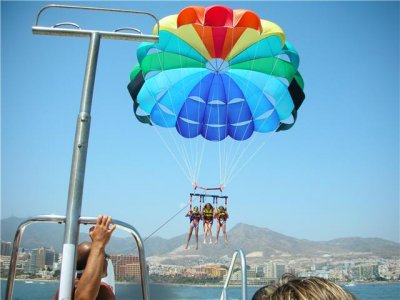 Vuelo en parascending en Marbella, 15 minutos