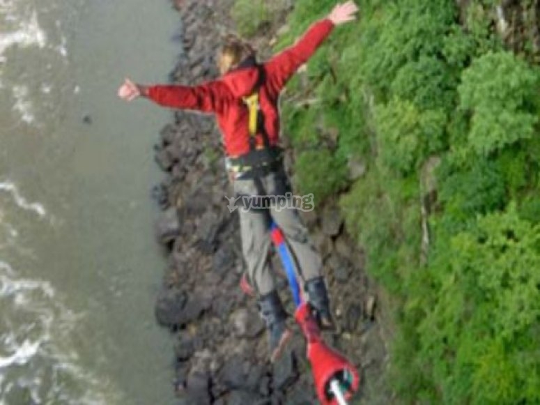 Da un salto al vacío Da un salto al vacío