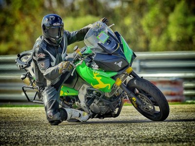 MOA Multiocio y Aventuras Cursos de Conducción de Motos