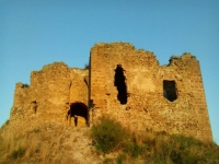  Die Sonne fällt auf die Burg 