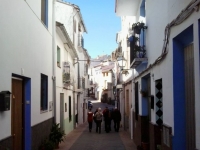  Walking through Almedijar 