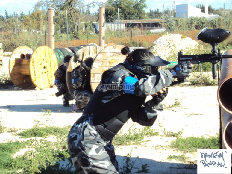 Paintball 100 bolas en campo tematizado desde 15€