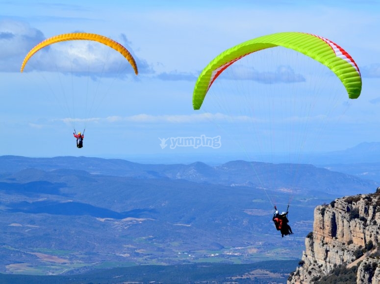 Parapente en Àger