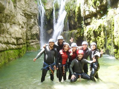 Sin Fronteras Adventure Barranquismo