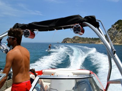 Boats and Charters Wakeboard