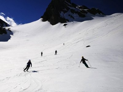 课程 1 级滑雪登山或穿越 - 2 天