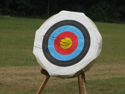 Archery course + aiming games