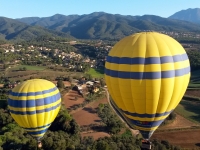  Ballons, die nebenher fliegen 