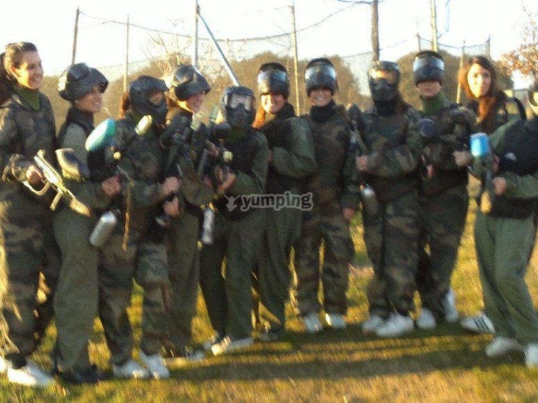 Paintball Colmenar+bolas ilimitas+Menú+Karaoke desde 55€