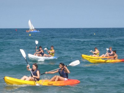 Salida en kayak biplaza en Calella , 1h
