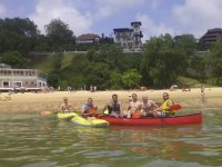  Amis à bord des canoës 