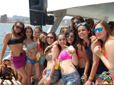 Boat Party en Gandía + comida, sábado mañana