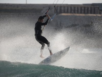 Cours de kitesurf de 3 heures, à Tarifa