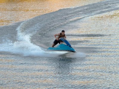 Moto de agua biplaza en Guadarrama 30 minutos