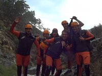 Amigos en el barranco