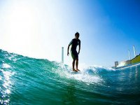  Pratica surf nelle Asturie 