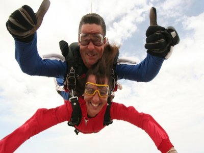 Offerta 12 ottobre paracadute, Ontur
