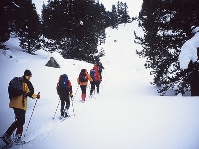 3h ruta de raquetas desde Villamanín con chocolate
