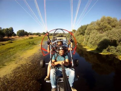 Vuelo en paramotor 30 minutos cerca de Madrid