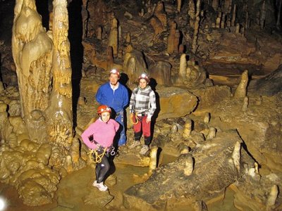 Espeleologia em Coventosa e via ferrata El Cáliz