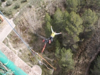 Chute en saut à l'élastique à Alcoy 