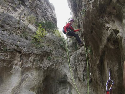 Descenso de barranco seco en Utrillas, Teruel