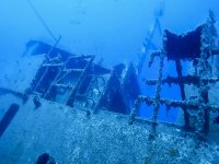  Boot auf dem Meeresboden 