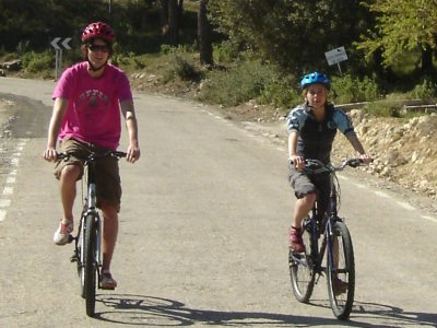 Paseo familiar en bicicleta por el Rincón de Loix