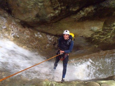 Barranquismo de iniciación en Gravet Rupit