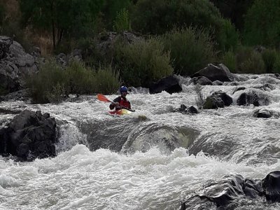 Descenso en kayak del Guadiato aguas bravas 3 o 4h