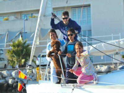 Salida en barco matutina en bahía Cádiz, 1h 30 min