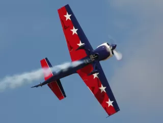Um avião e um guia simples para os tipos de aviões que você pode voar no Reino Unido