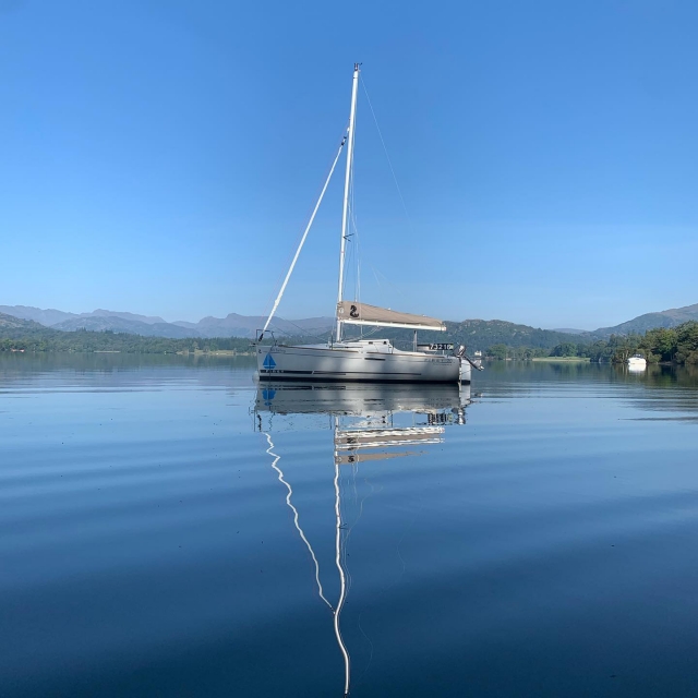 Experiência de navegação de meio dia em Windermere