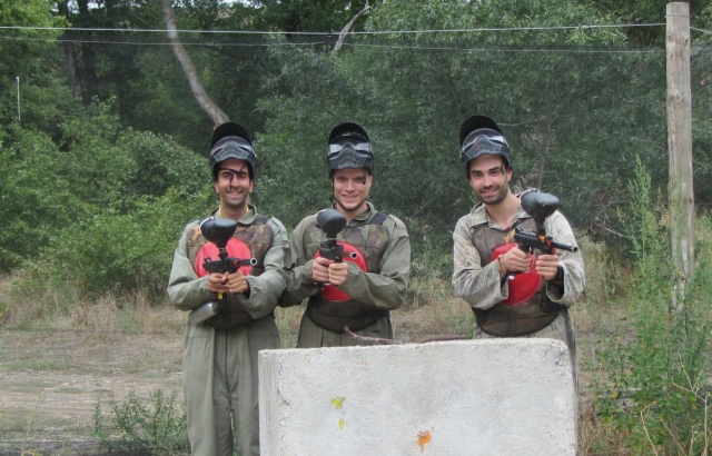 Listos para la batalla de paintball
