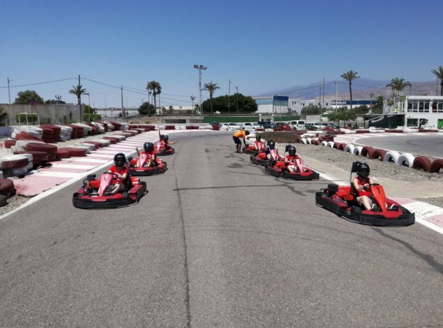 Salida desde la recta de meta