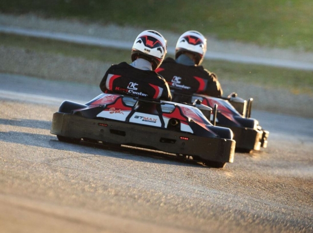  Uniformed drivers 