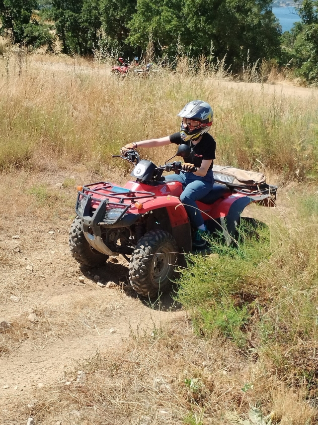 Opinione di Luis su Percorso in quad nella Sierra Norte 1 ora e mezza