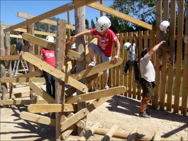  Parques multi-aventura 