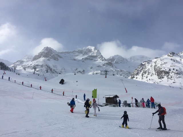 e-490-snowboard-en-las-pistas-de-formigal15380469041062.jpg