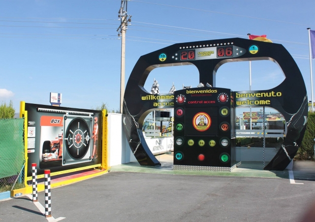 Acceso en forma de volante