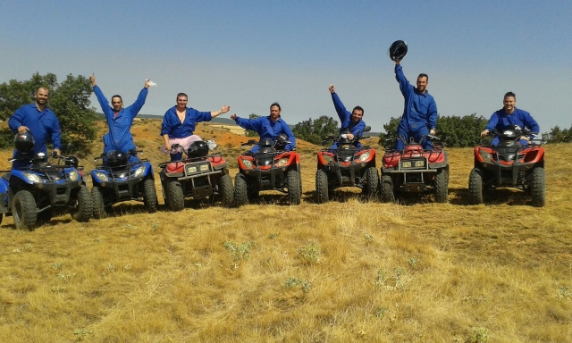Saludando desde quads en Segovia