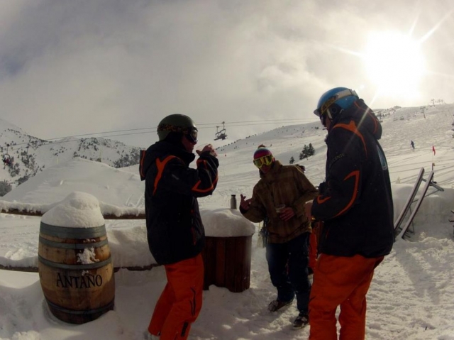  Se reposer avec une boisson chaude 
