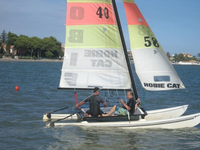 Dando clase de vela 