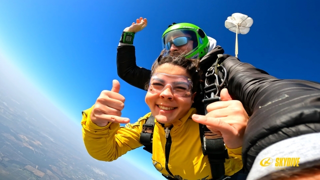 Salto desde avion en Sevilla
