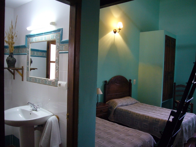  Vierbettzimmer-Herberge 