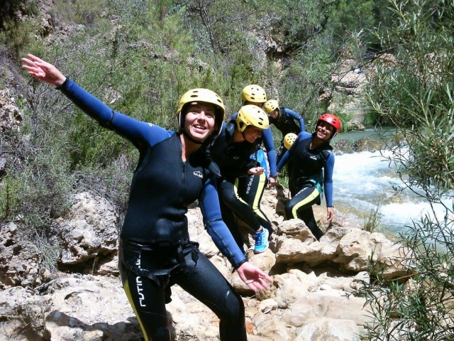  Abschnitte in der Schlucht passieren 
