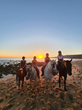 res_o-67873-rutas-a-caballo_de_ana-coloma-mendicute_17919670112191.jpg