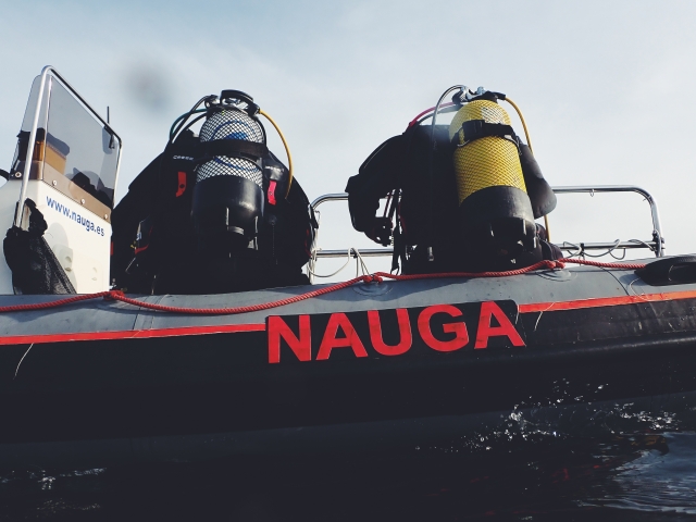  Bateau pour l'expérience de la plongée